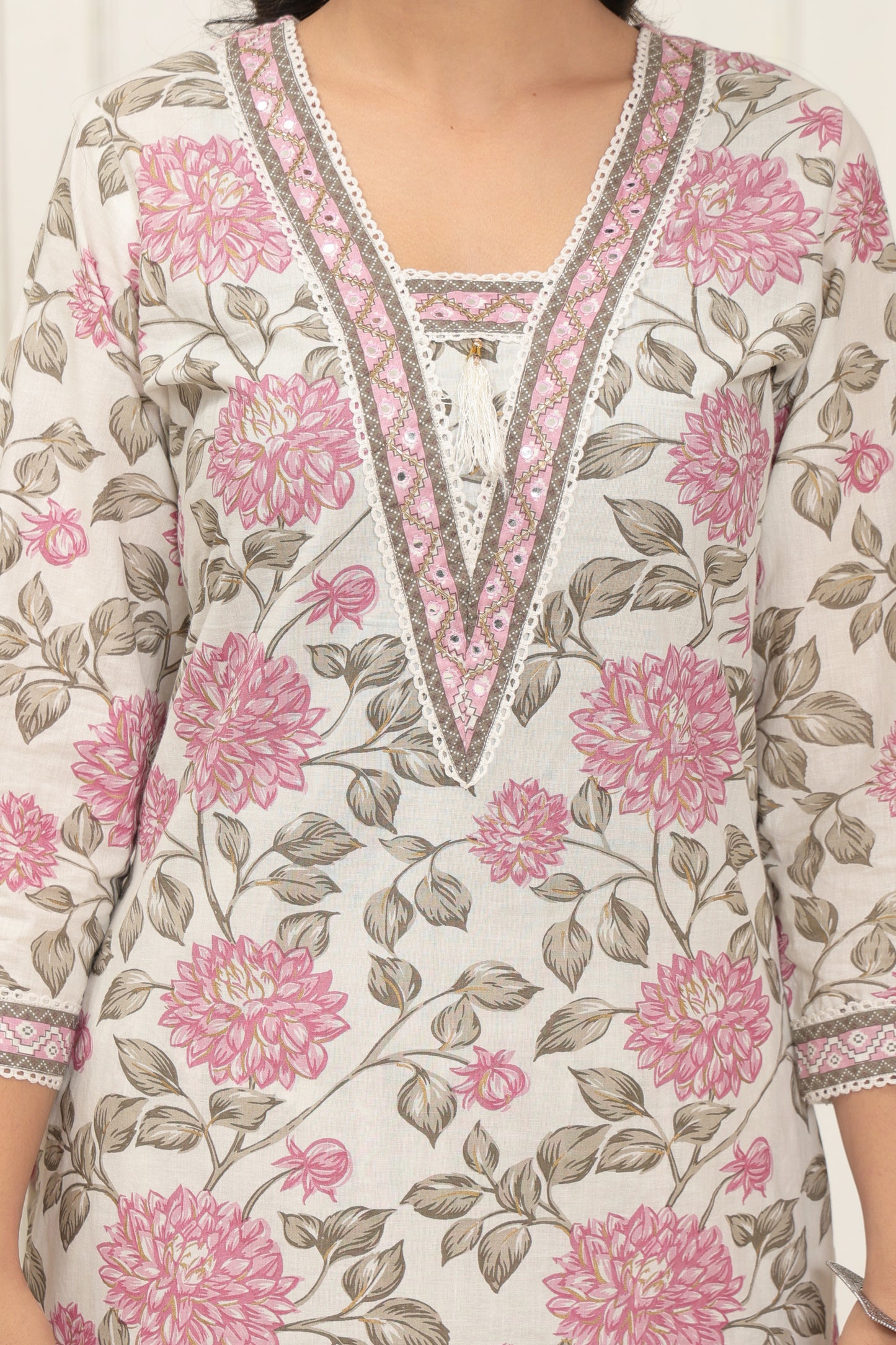 Aarika Women's Printed Cotton Suit Set