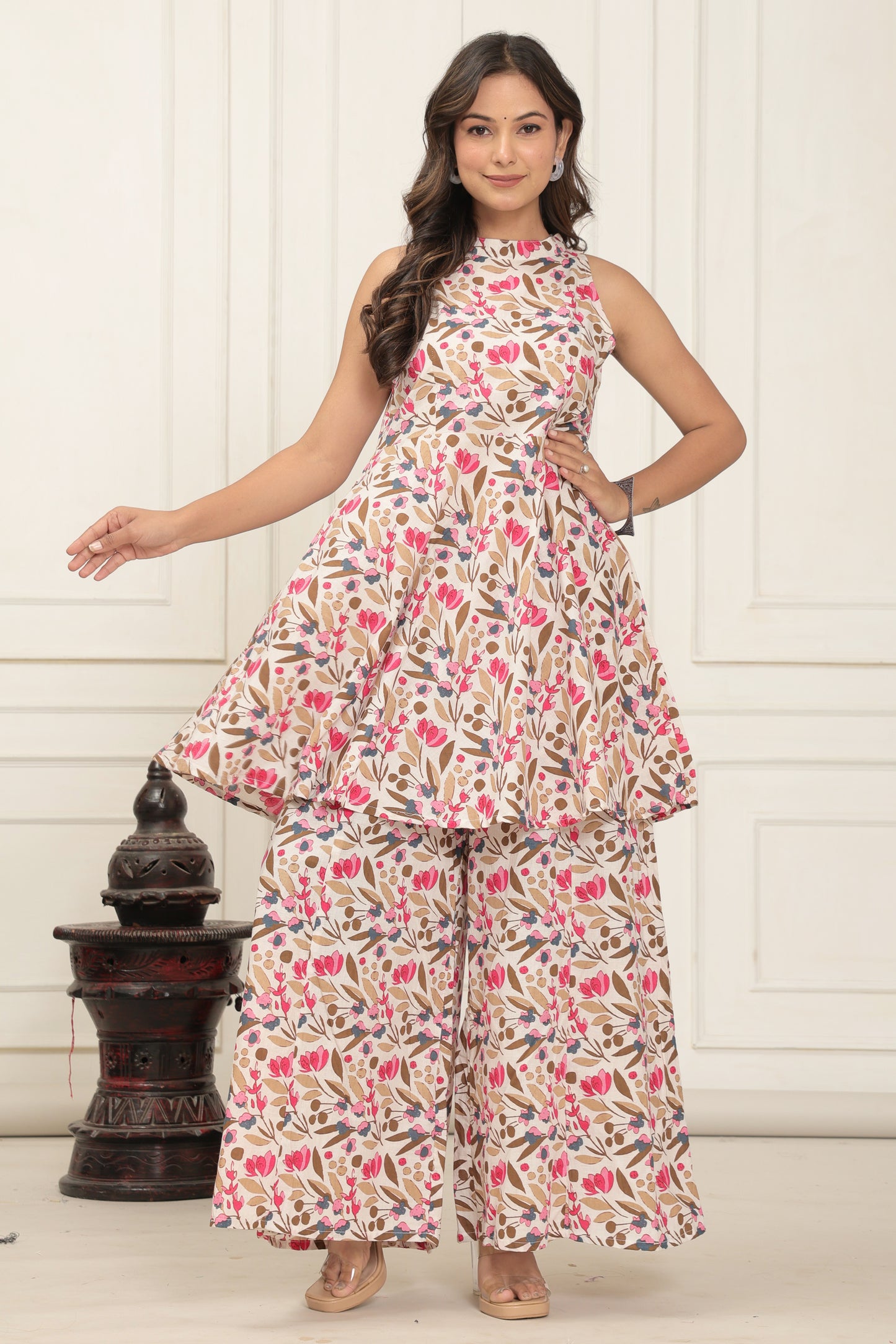 Verdora – Elegant Leaf Print Sleeveless Co-ord Set (Pink)